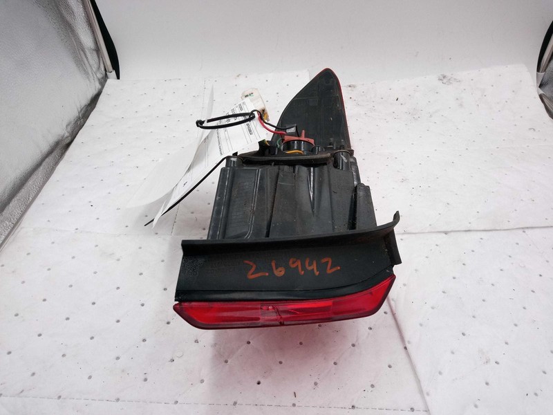 Used Right Tail Light Assembly fits: 2015 Hyundai Sonata VIN 2 5th digit quarter