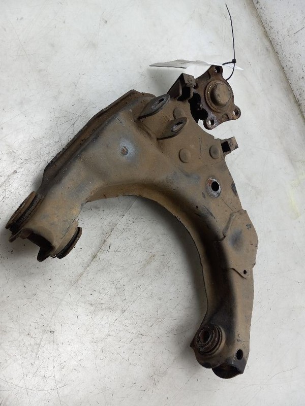 93-98 TOYOTA T100 3.4L 4WD AT PASSENGER SIDE FRONT LOWER CONTROL ARM