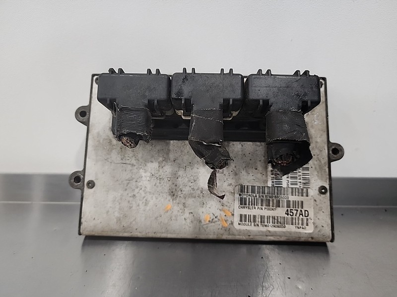 1999 Wrangler 2.5L Manual ECM Engine Computer P56041457AD OEM