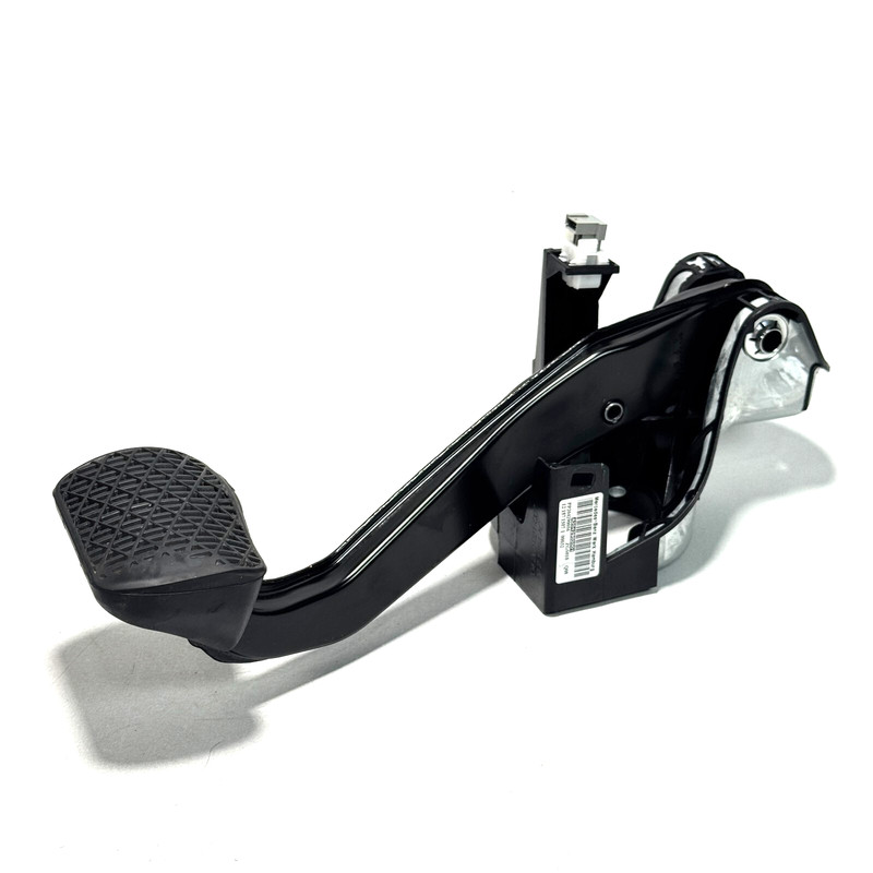 2006-2018 MERCEDES-BENZ E350 BRAKE STOP FOOT PEDAL A2042902001 ASSEMBLY OEM