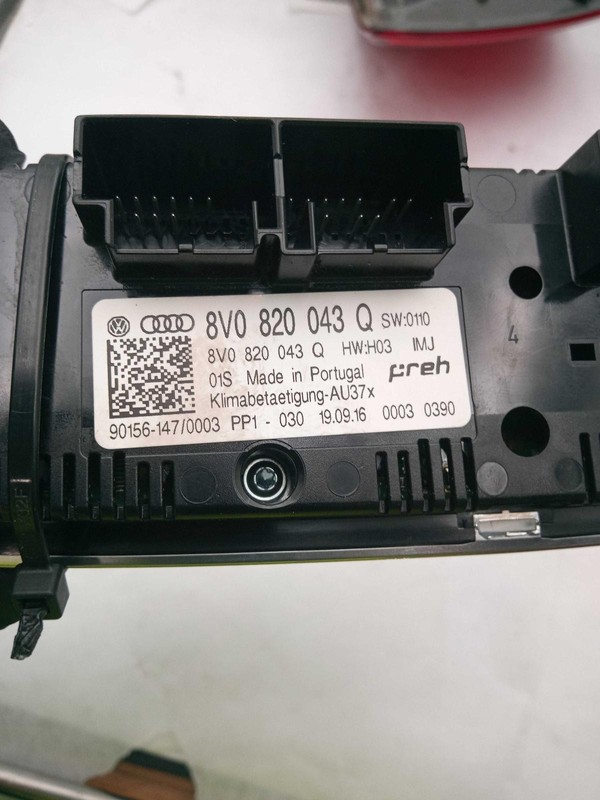 2017 Audi A3 A/C Selector Switch Control Unit OEM Blue 78K Miles NJ25-26649
