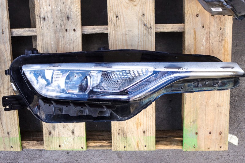 2019-2024 Chevrolet Camaro SS RS Headlight LED RH Front Right Side OEM *USED*