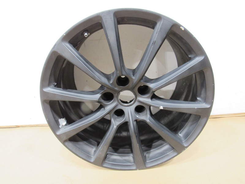 Aston Martin 2014 Rear Wheel Rim R20 11.5J x 20 Size 20 Inch 14 ;