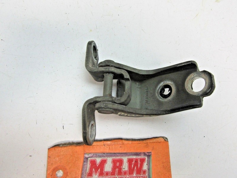 FOR RIGHT FRONT PASSENGER DOOR HINGE PIN BUSHING BOTTOM LOWER 06-11 CIVIC COUPE