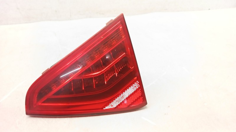12-17 AUDI 8T A5 S5 RS5 REAR RIGHT INNER TRUNK MOUNTED LED TAIL LIGHT OEM 081925