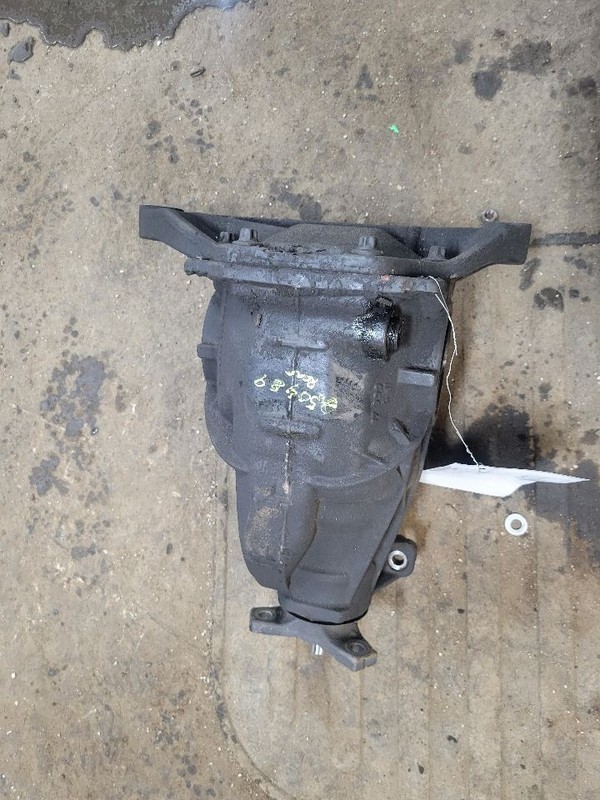 Differential Carrier 205 Type C300 Sedan Rear AWD Fits 08-12 17 MERCEDES C-CLASS