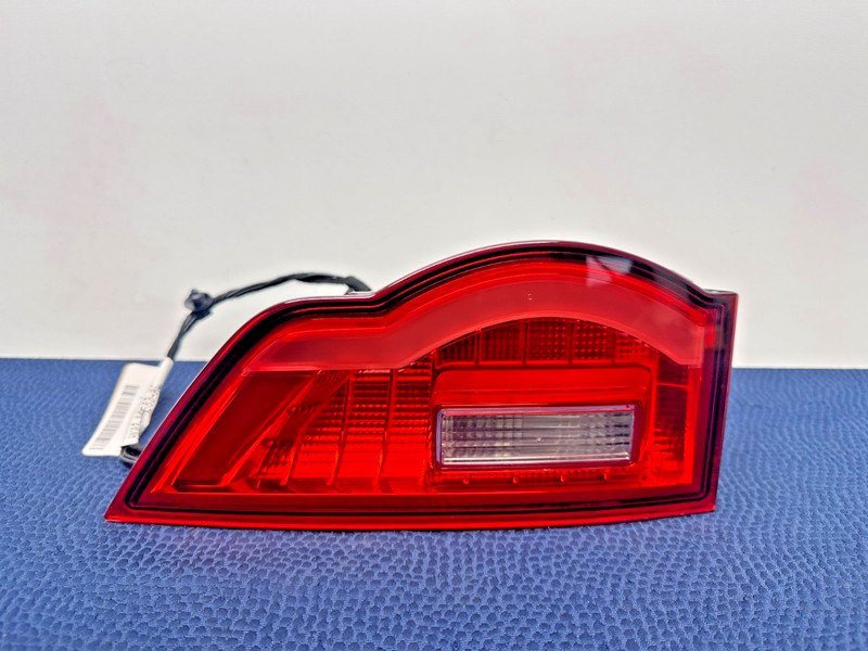 17–20 Jaguar F-Pace Rear Left Driver Side Inner Tail Light Lamp Tailgate Trk OEM