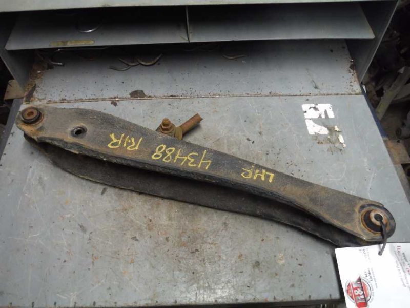 97 98 99 00 01 HONDA CRV L. LOWER CONTROL ARM RE LOCATING ARMS 132312