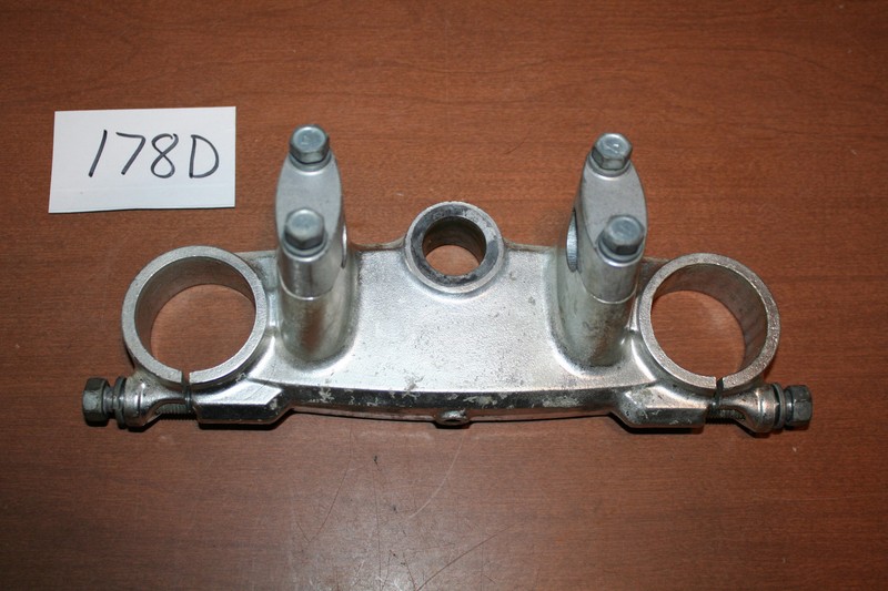 1987 Suzuki RM 125 Triple Tree Top Bridge Clamp OEM 87 A