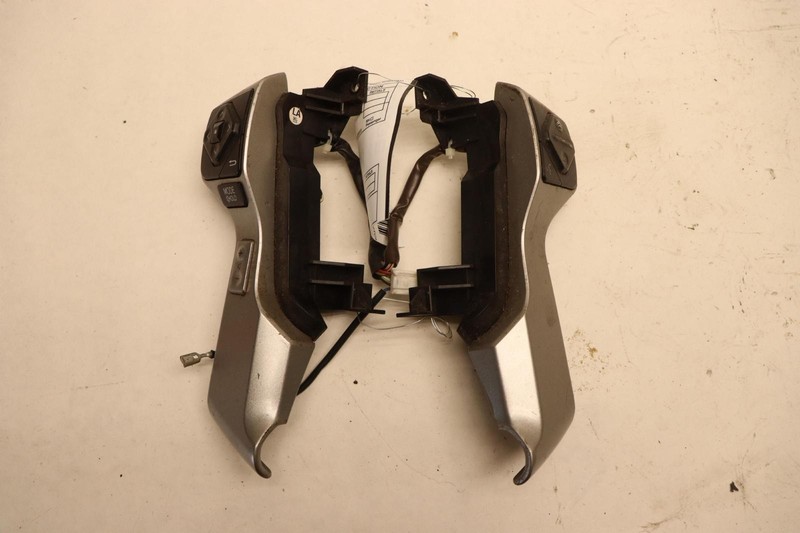2014-2019 TOYOTA 4RUNNER STEERING WHEEL MEDIA RADIO CONTROL SWITCHES OEM