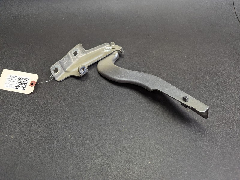Right Hood Hinge 2020 Nissan Sentra 2021 2022