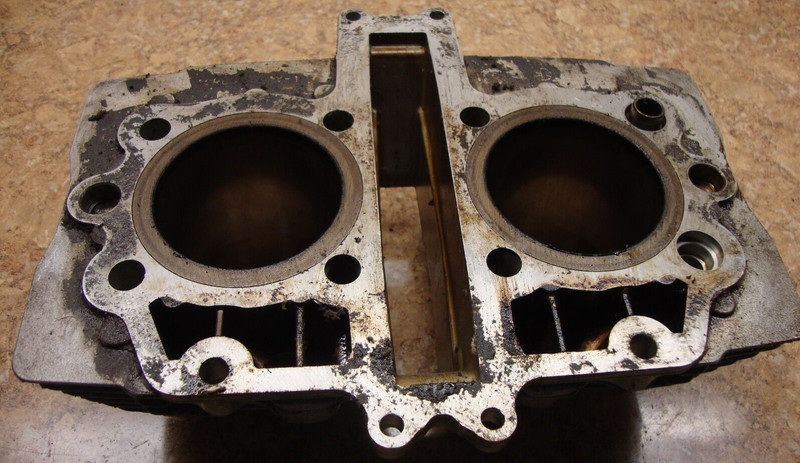 1983 Yamaha XS400 XS 400 Maxim Engine Cylinder Barrel Jug Motor L3