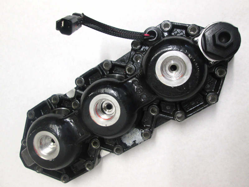 0439562 Cylinder Head PORT for Evinrude Ficht 150-175 Hp Outboard 1997-1998