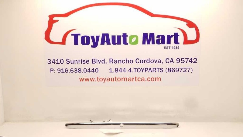 02 03 04 05 06 CAMRY Tail Finish Panel OEM