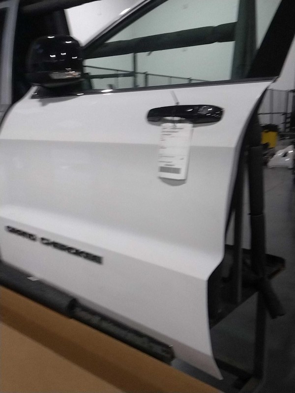 2017 Jeep Grand Cherokee Front Left Door White 488156 Used 154K Miles