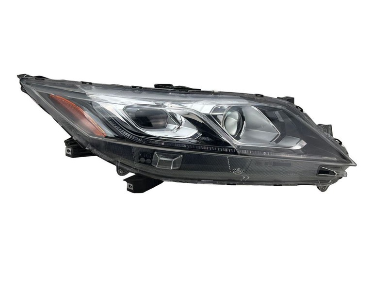 2020 Mitsubishi Eclipse Cross Right Passenger Side Headlight One Tab Cracks