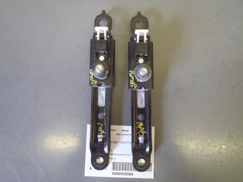Front Seat Belt Height Adjuster Set of 2 Fits 2007-2013 Toyota Tundra 81593