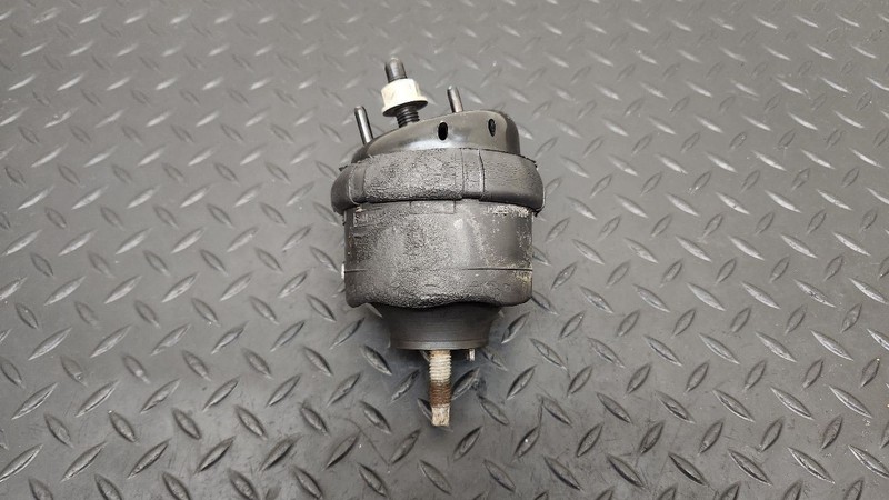05-07 Ford Freestyle 3.0L Left Driver Side Engine Mount OEM 5F9Z-6068-A