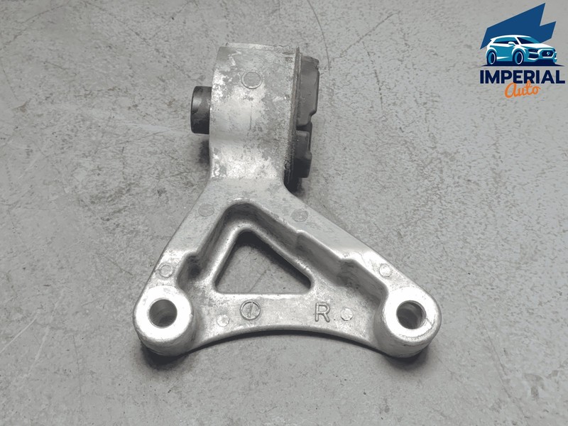 19-25 Toyota RAV4 AWD Rear Differential Passenger Side Forward Mount Bracket OEM