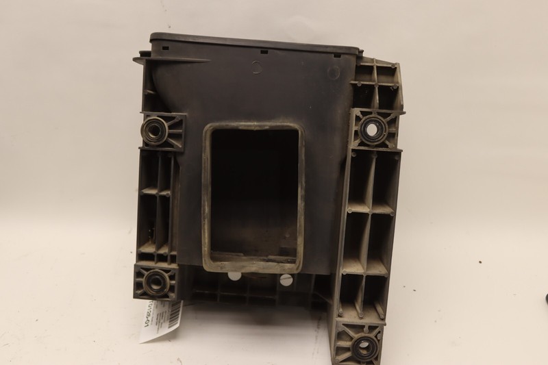 2019-2023 VOLVO VNL 760 860 D13 AIR CLEANER SUPPORT MOUNT BRACKET 23031262 OEM