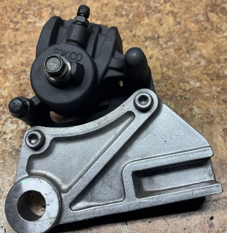 2005 Kawasaki ZR750K ZR750 ZR 750 K ZR7 Rear Disk Back Brake Caliper Bracket C6