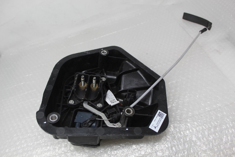 Tesla Model 3 Y Charge Port Inlet Socket 1490374-10-E HV Connection REV 02OEM
