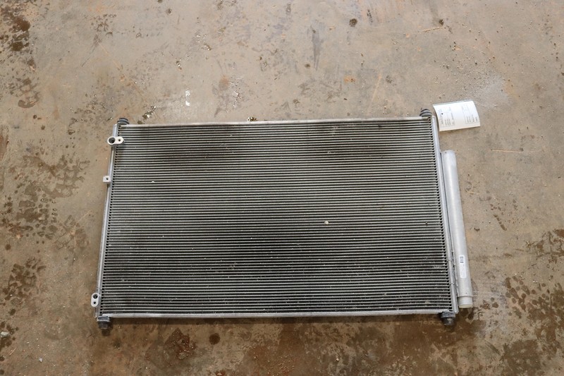 2011-2017 HONDA ODYSSEY 3.5L A/T AC A/C AIR CONDITIONING CONDENSER OEM