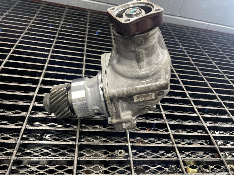 16-'18 HONDA HR-V Transfer Case 57k miles 6 Month Warranty!
