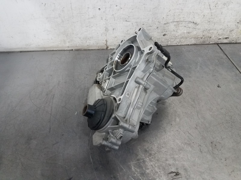 2022 BMW M5 F90 AWD Transfer Case #7725 C4