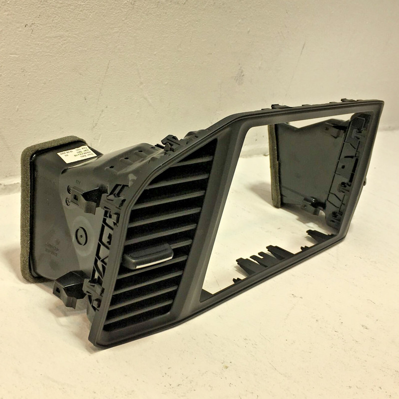 VOLKSWAGEN ATLAS DASH CENTER INNER AIR VENT GRILLE 2020-2023 OEM