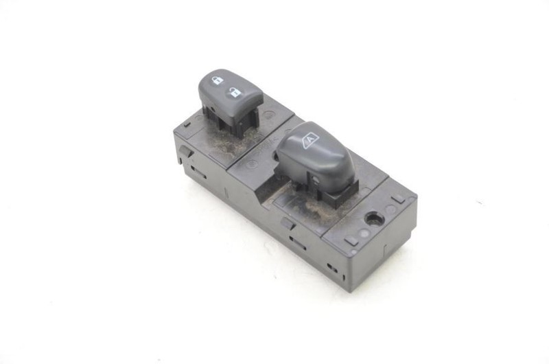 2013-2016 Nissan Pathfinder SL Passenger Right Front Door Window Switch 254113KA