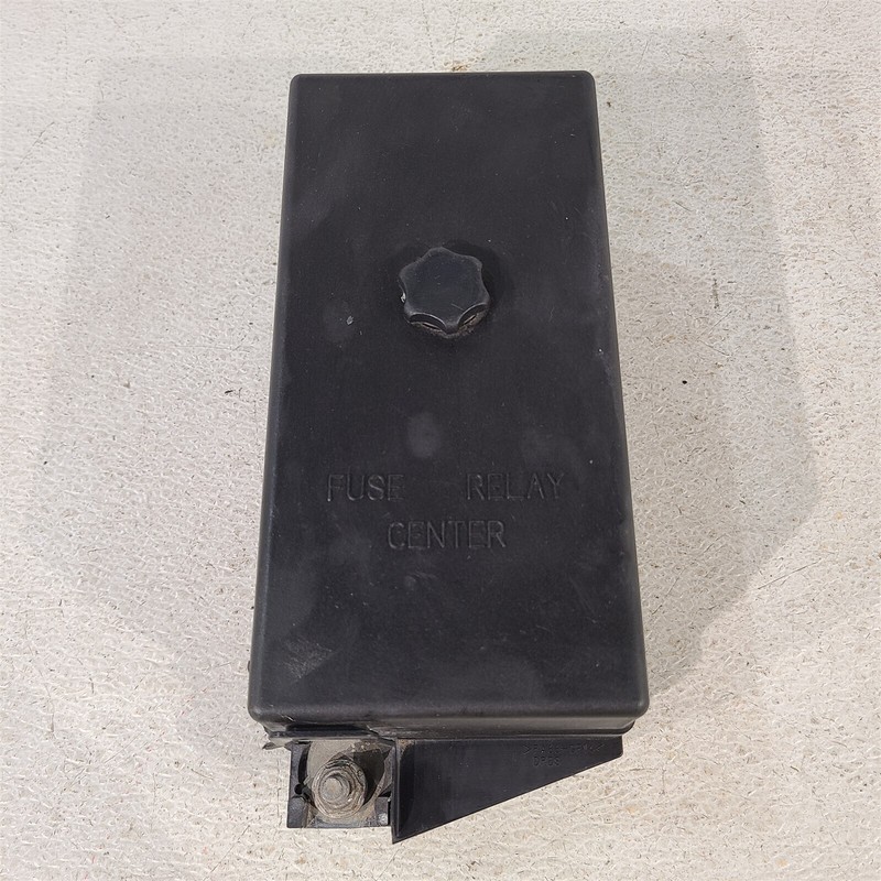 97-98 Corvette C5 Engine Underhood Fuse Box Fusebox Block 12176979 Aa7179
