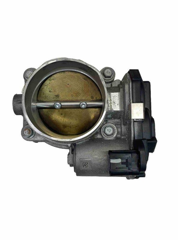 Chevrolet Traverse throttle body 12 to 23 valve assy OEM 12670981 small cracked