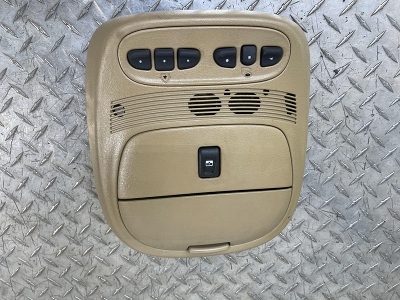 2002-2003 GMC Envoy Chevy Trailblazer Overhead Roof Console Homelink Oak