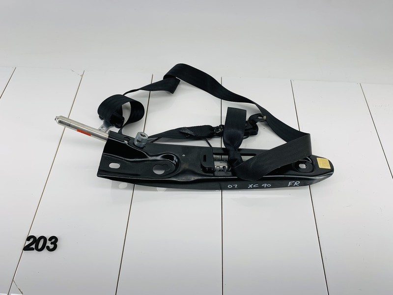 05-12 VOLVO XC90 FRONT RIGHT PASSENGER SIDE SEAT BELT TENSIONER OEM