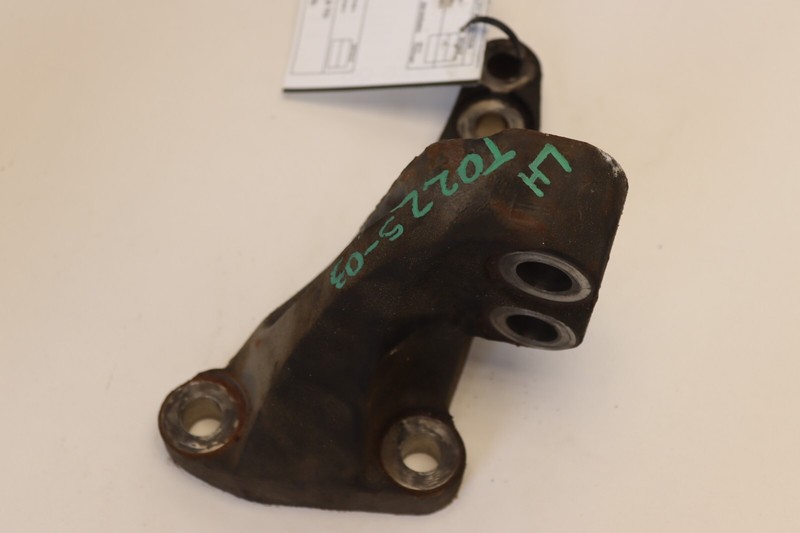 2008-2017 FREIGHTLINER CASCADIA 125 DETROIT DD15 LEFT ENGINE MOTOR MOUNT OEM