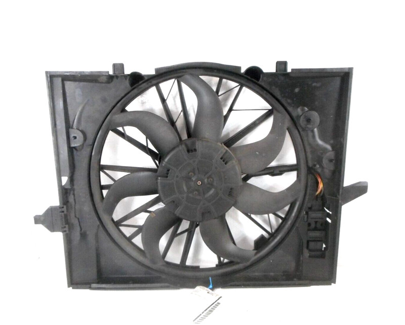 BMW 530i 3.0L Engine Cooling Fan 600 Watt Radiator OEM 2004-2006
