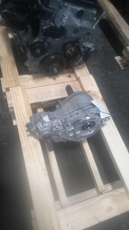 2023 Cadillac CT5 Transfer Case Assembly OEM 4WD 10K Miles Black