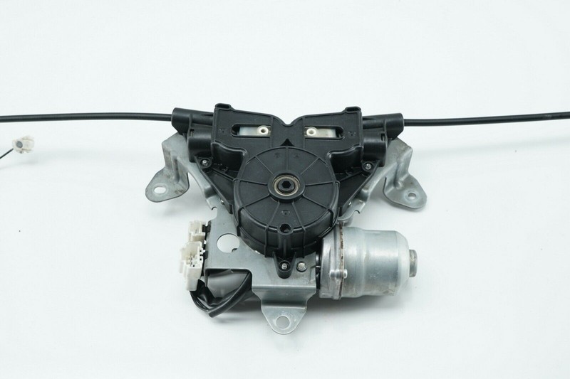 NISSAN QUEST Rear Right RH Sliding Door Motor OEM 2011 - 2017 *