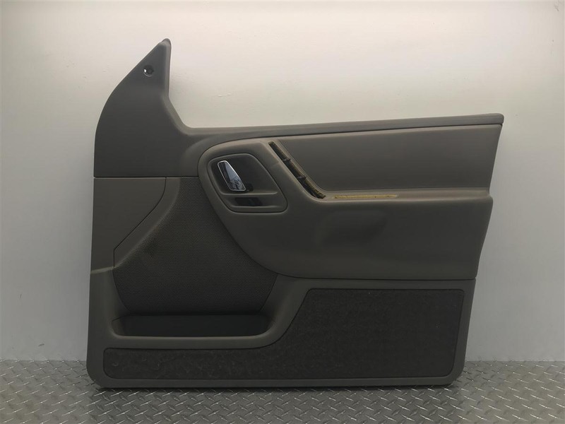 2000 JEEP GRAND CHEROKEE LAREDO PASSENGER FRONT DOOR PANEL GREY POWER OEM