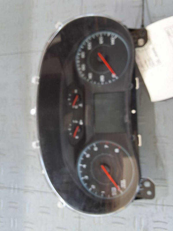 Speedometer Cluster Z 4th Digit New Style VIN T MPH Fits 16 MALIBU 3462612