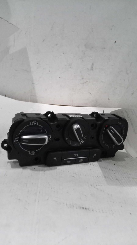 2017 Volkswagen Jetta A/C Selector Switch OEM Grey 125k Miles NJ25-18092-452503