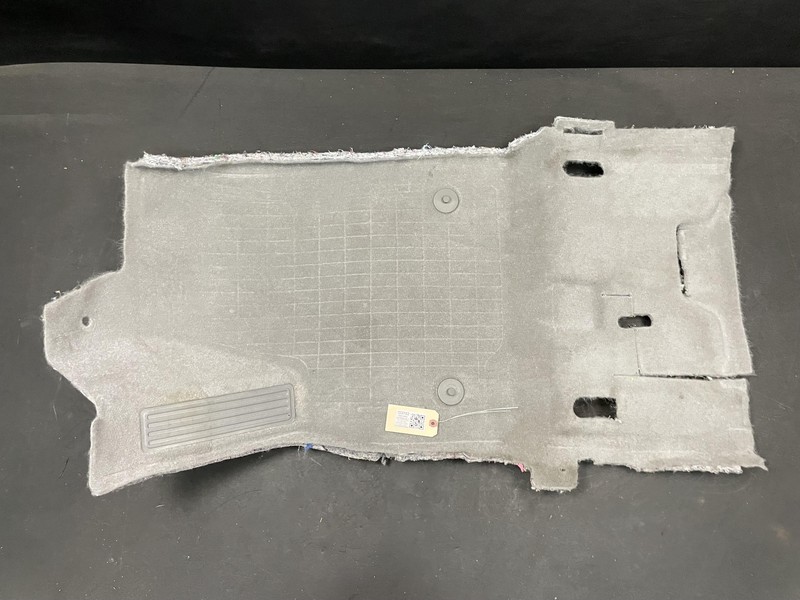 Front Left Floor Covering Carpet 2020 GMC Acadia 84753864 2017 2018 2019 -2023 X