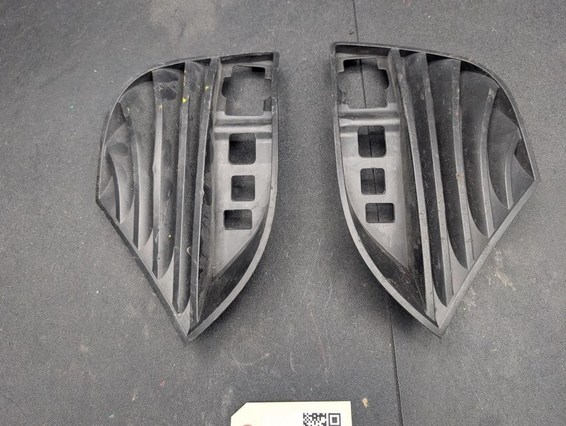 2PC Rear Bumper Reflector Covers Set 2019 Infiniti Q60 85018-5CA0A 2017 - 2022 X