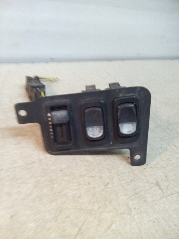 2010 International Dash Switch Panel With 3 Switches