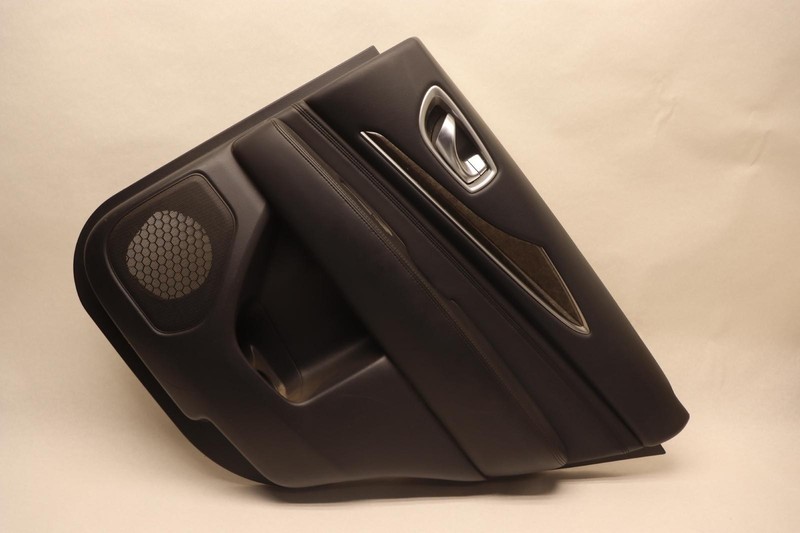 2014-2015 INFINITI QX60 REAR RIGHT SIDE DOOR PANEL TRIM COVER OEM