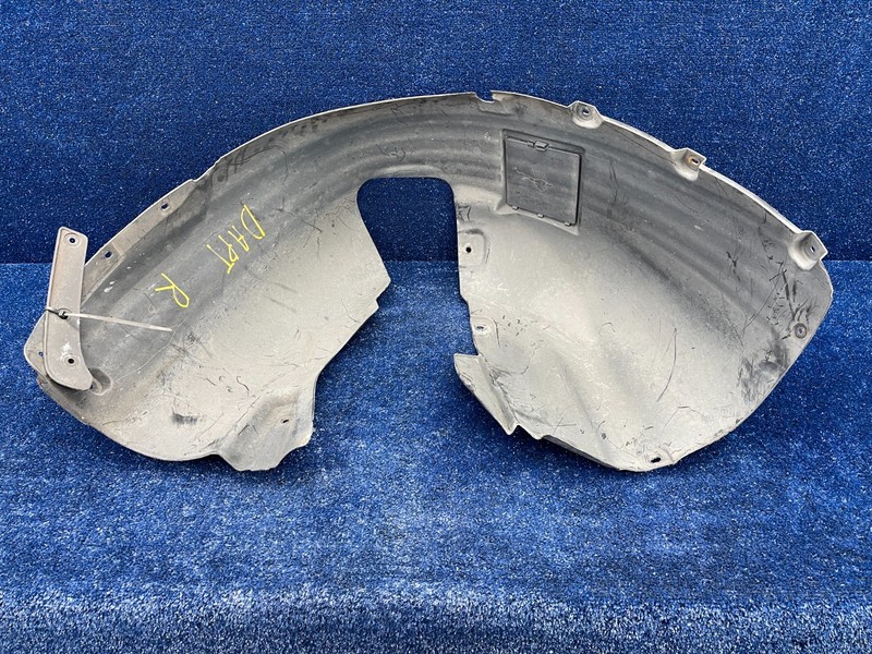 2013–2016 Dodge Dart Front Right Inner Fender Liner Wheelhouse Splash Shield OEM