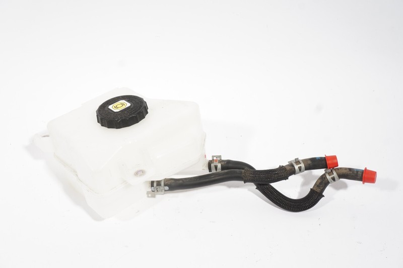 2021-2024 TOYOTA SIENNA PLATINUMBRAKE FUEL TANK RESERVOIR OEM