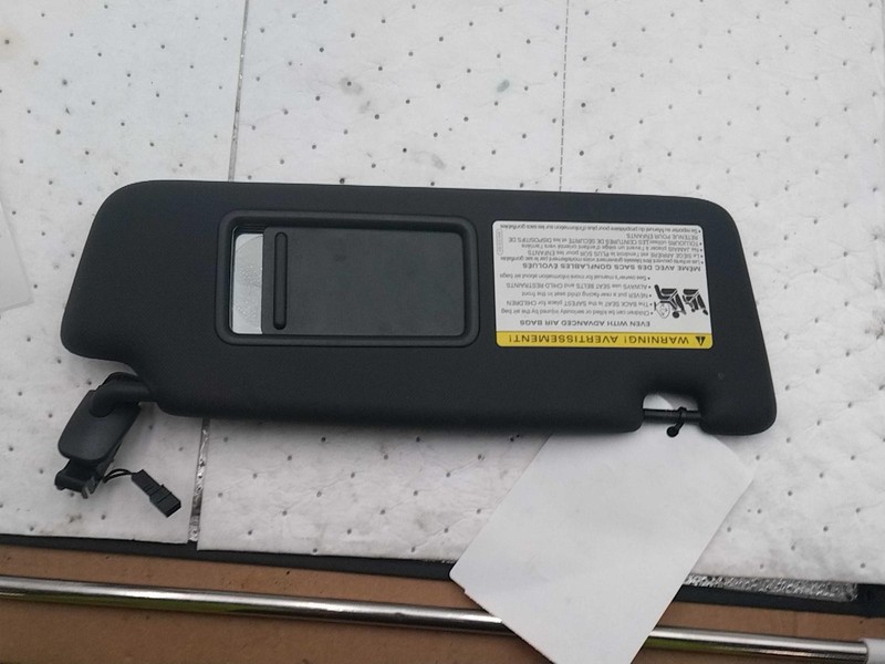 2017 AUDI Q3 Sun Visor WHITE Used OEM 586706 4DR SUV 65000 Miles