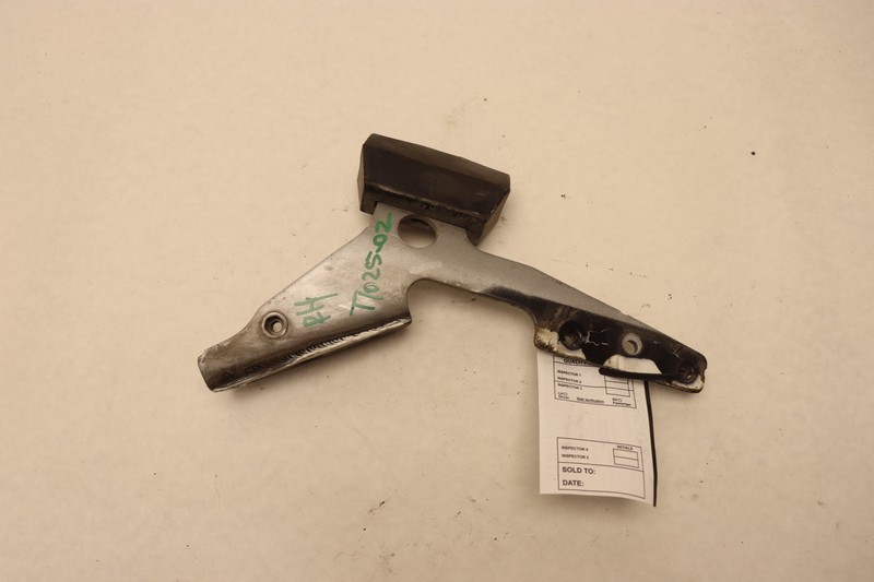 2018-2024 PETERBILT 579 RIGHT PASSENGER SIDE HOOD BRACKET SUPPORT L85-6078R OEM